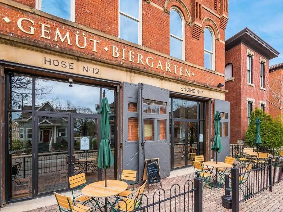 Designer 1-Bed Haven Near Downtown! Pets Welcome! Columbus 0*,